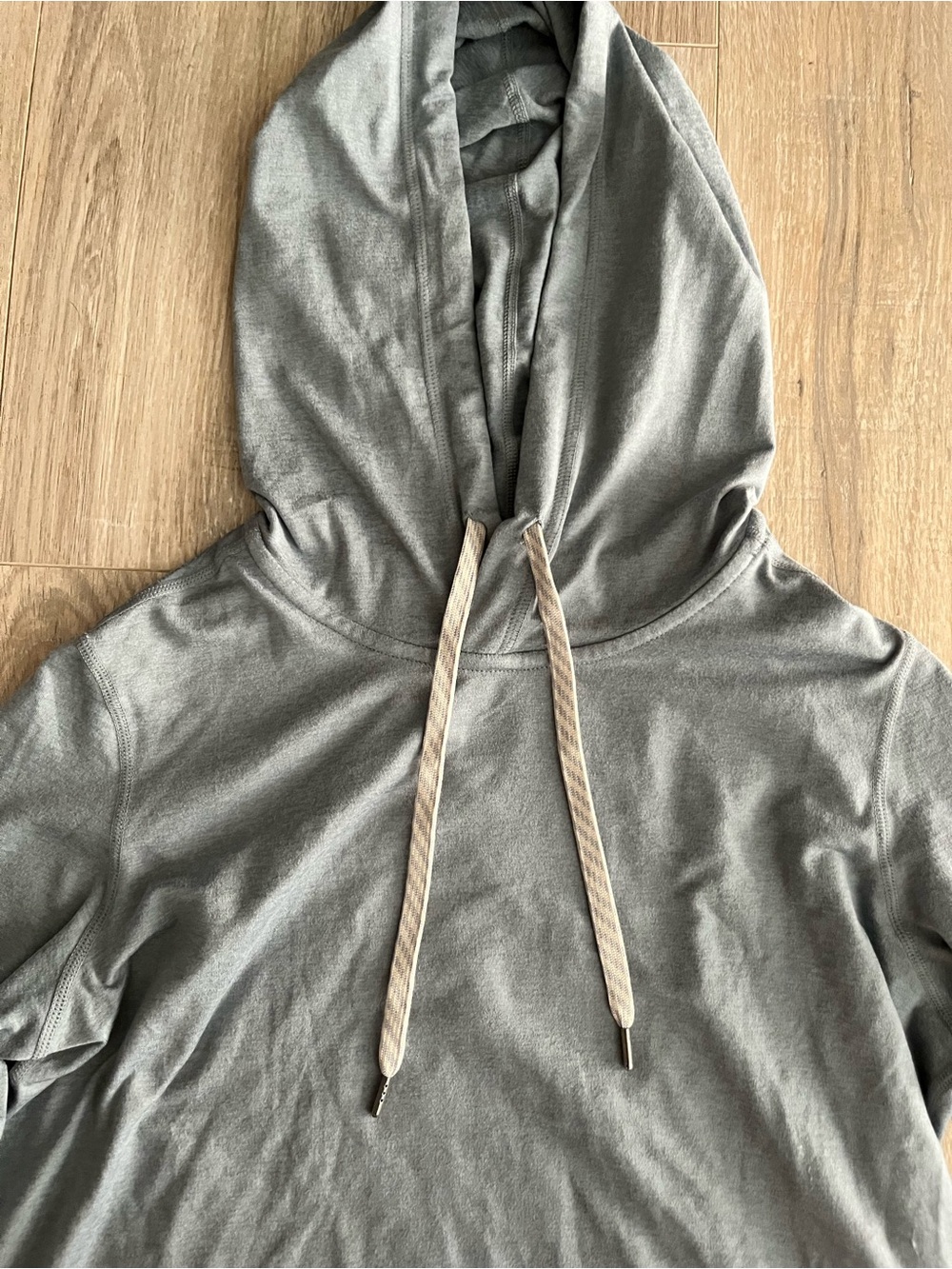 Vuori Women’s Essential Halo Hoodie Light Blue - Size XS - Picture 3 of 6